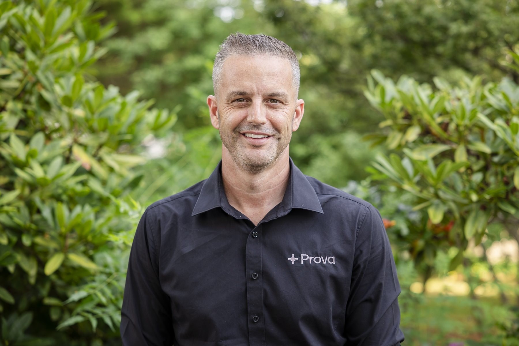 Prova Group personal brand headshots example image 2 by Zoom In With Eden